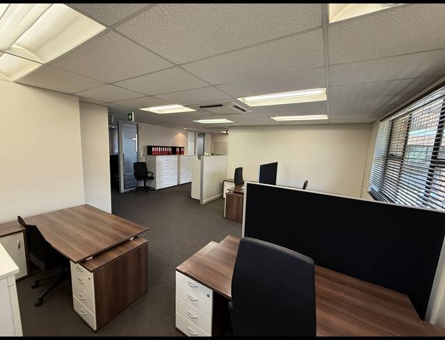 283M² OFFICE TO LET IN ROSEBANK